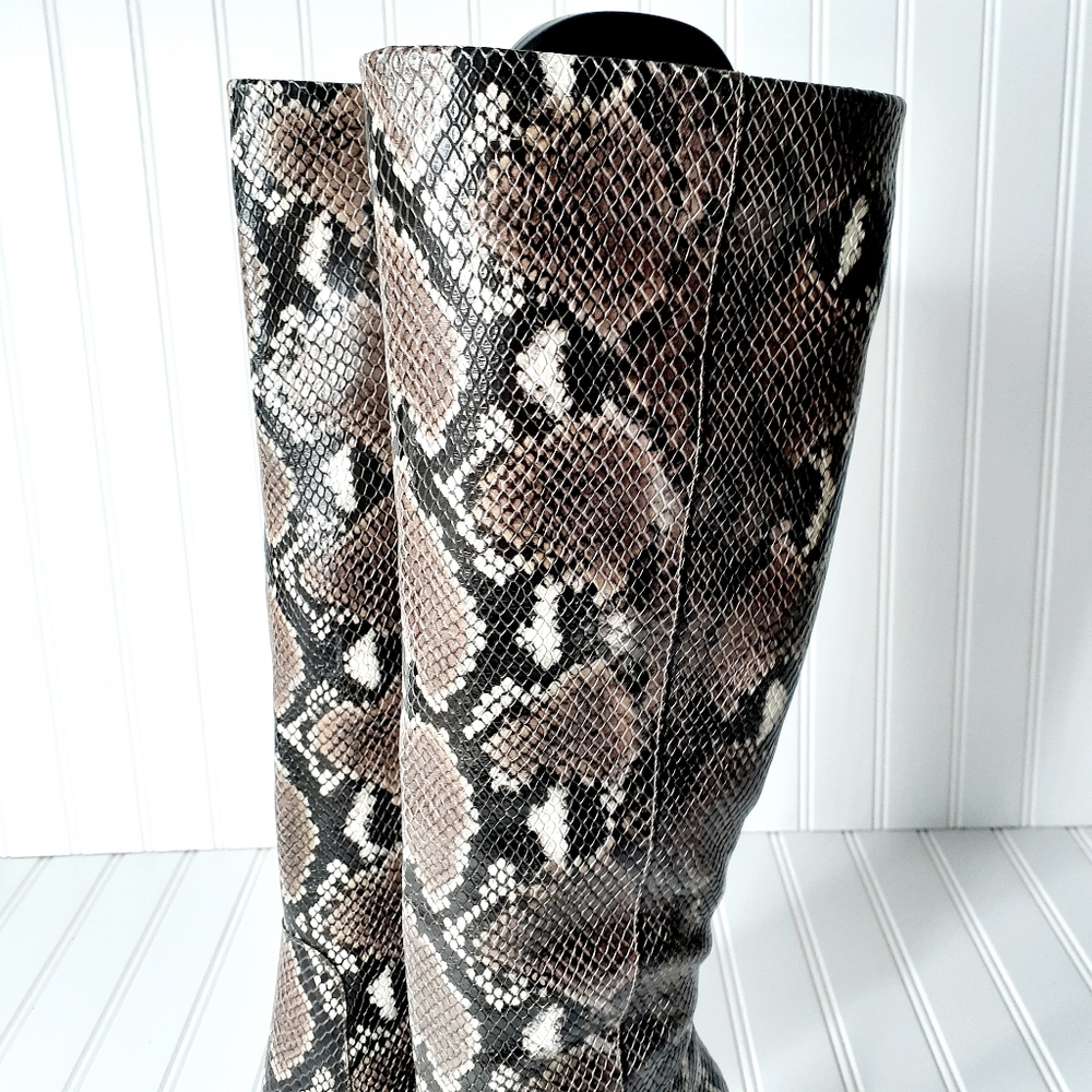 NEW Vince Camuto Gravana Snake Print Leather Boot - Picture 4 of 11